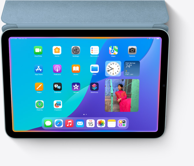 iPad mini device showing an all-new design for Siri featuring a glowing light that wraps around the edge of the screen.