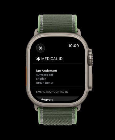 Apple Watch Ultra 3, kleur naturel, kast van titanium, scherm van Medische ID, Trail-bandje, kleur groen/neon