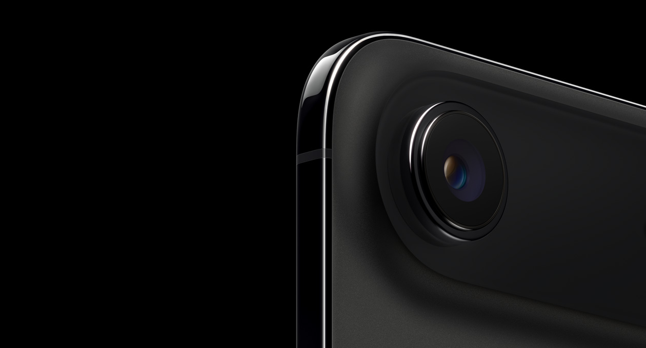 iPhone Air, Rückseite, Farbe Space Schwarz, obere gerundete Ecke, Fusion Kamera-System mit einem Objektiv